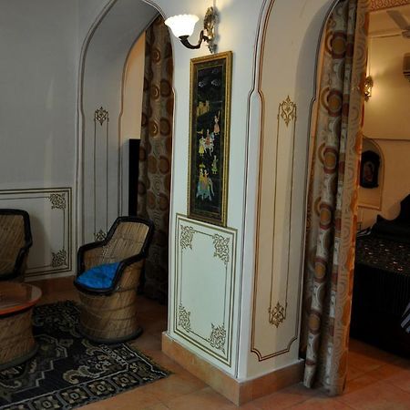 Hotel Burja Haveli Alwar Buitenkant foto