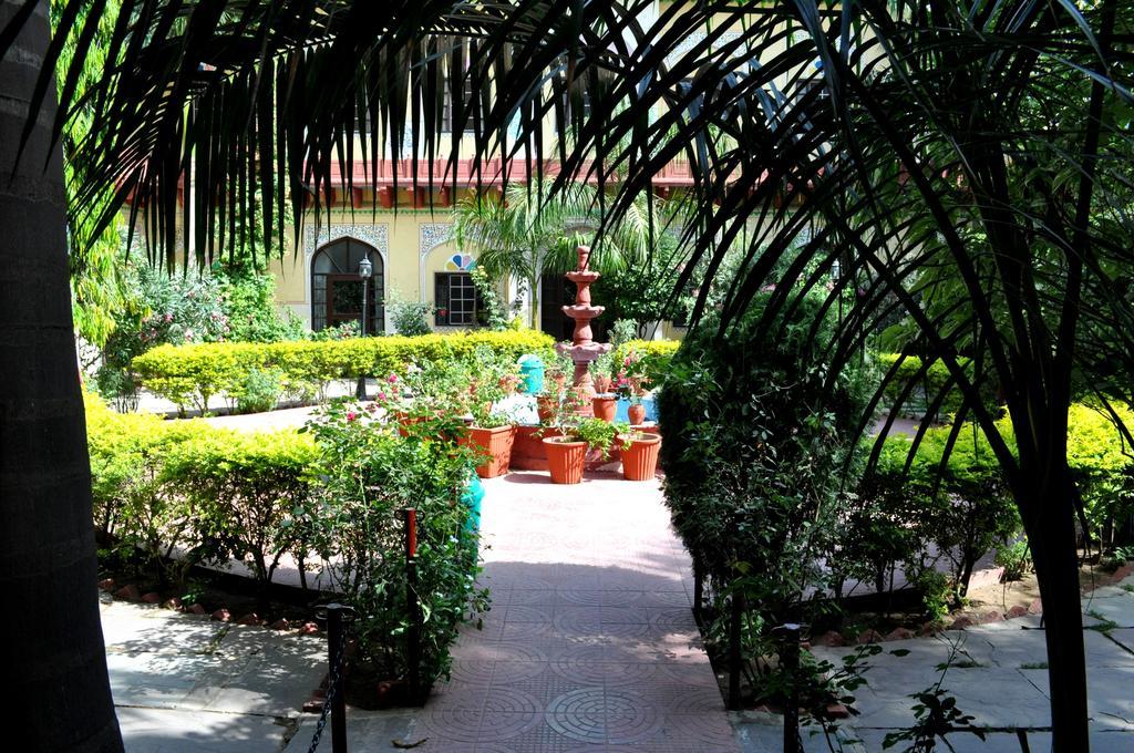 Hotel Burja Haveli Alwar Buitenkant foto